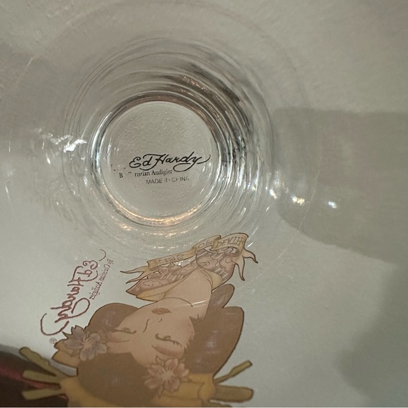 Ed Hardy Kiss of Death Geisha Tattoo Art Pint Glass by Christian Audigier - Picture 3 of 3